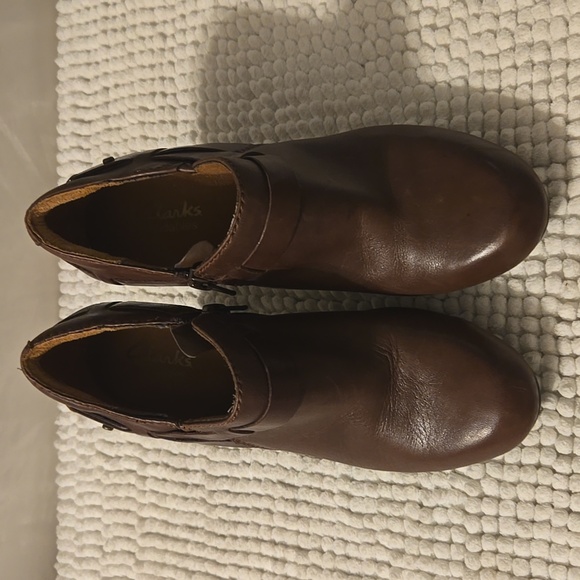 Clarks Bendables Leather Heeled Shooties Siize 9 - Picture 3 of 10